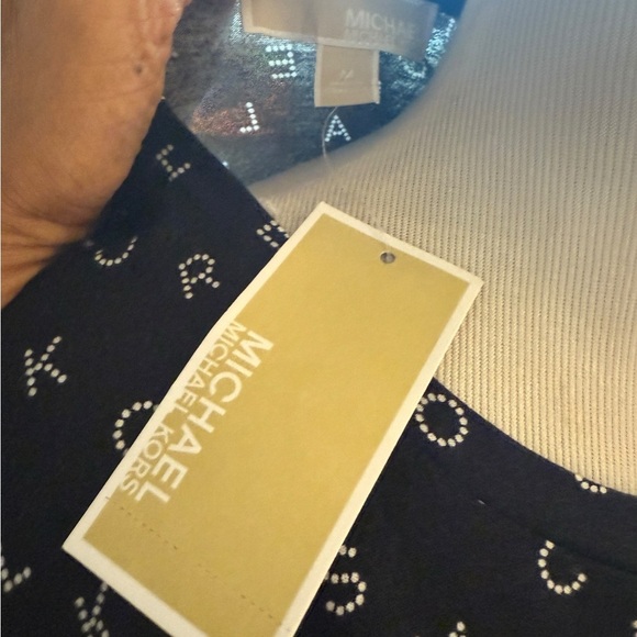 Michael Kors Black Ruched Long Sleeve Blouse - Picture 7 of 12